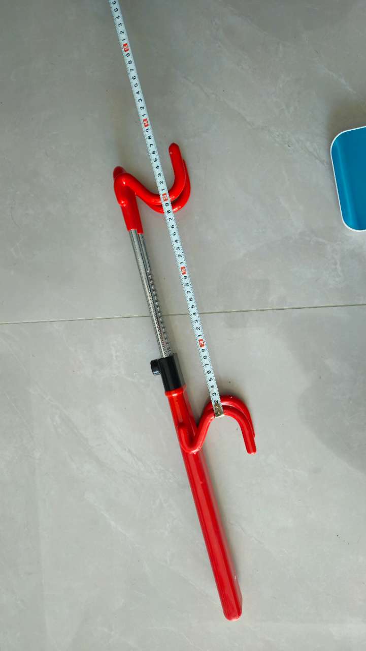 QC005 adjustable double-hook steering wheel lock in extended position